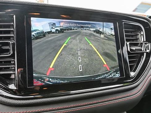Used 2023 Dodge Durango GT RWD image 29
