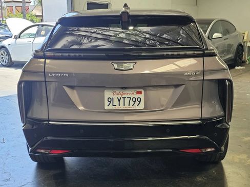 Used 2024 Cadillac Lyriq Luxury w/ LPO, Floor Liner Package RWD image 3