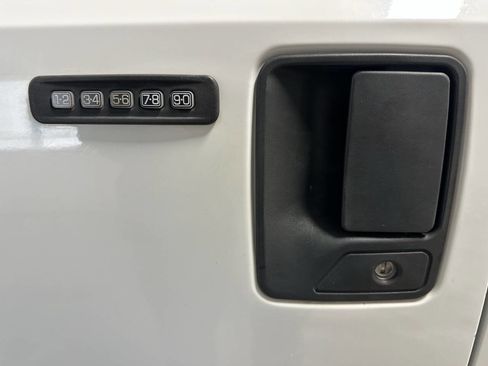 Used 2005 Ford F250 XLT image 40