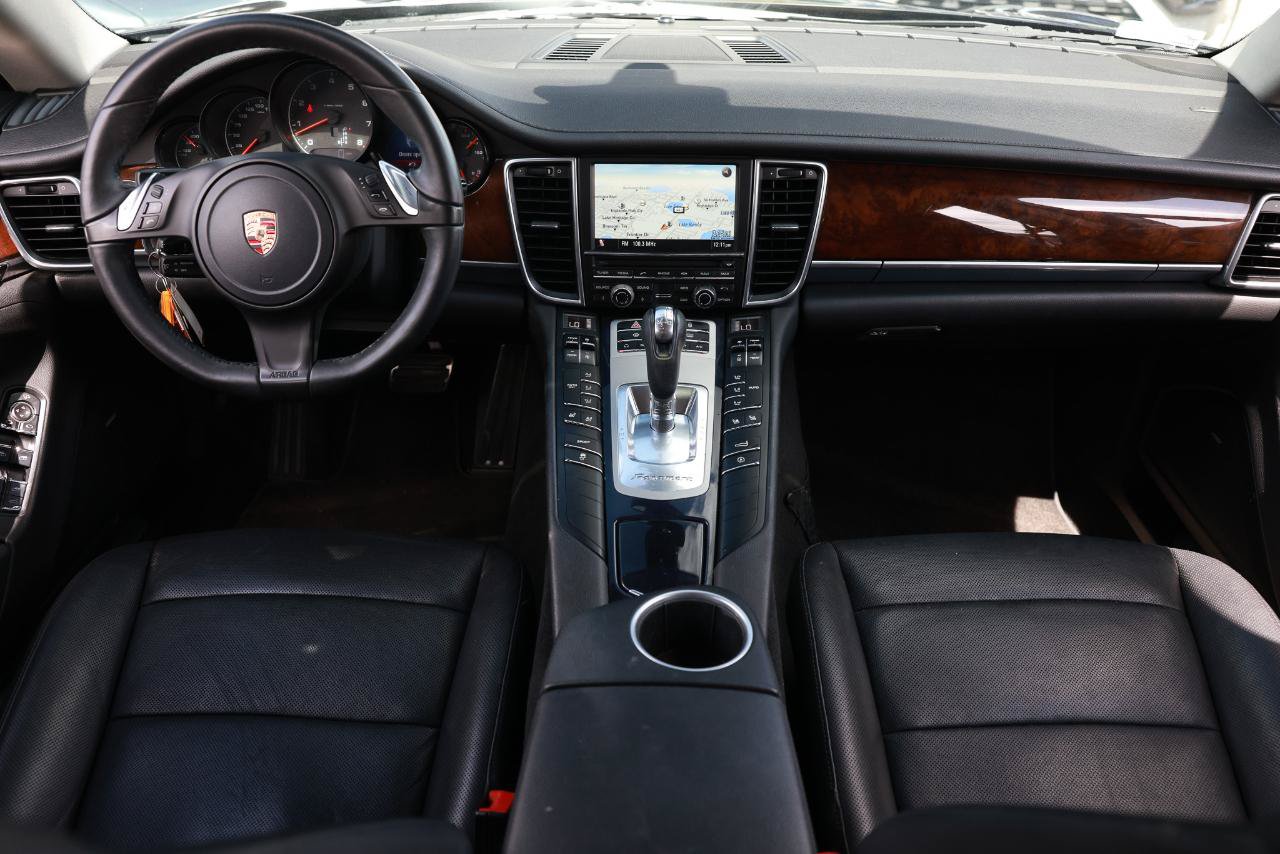 Used 2013 Porsche Panamera image 22