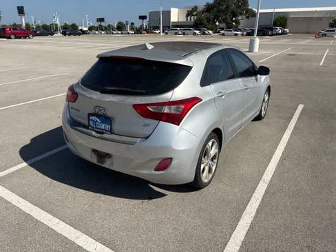 Used 2013 Hyundai Elantra GT w/ Touch & Go Pkg FWD image 5