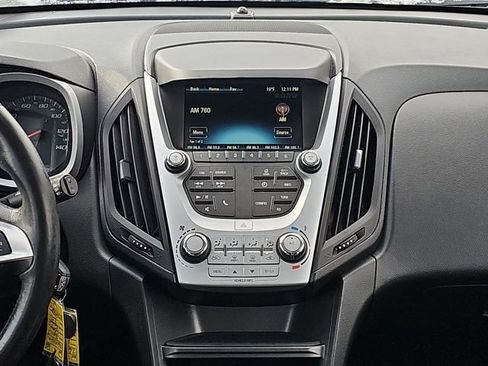 Used 2017 Chevrolet Equinox LS image 14