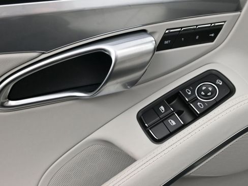 Used 2025 Porsche 718 Boxster GTS image 15