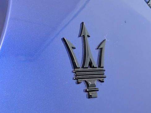 Used 2023 Maserati Grecale Modena AWD/4WD image 11