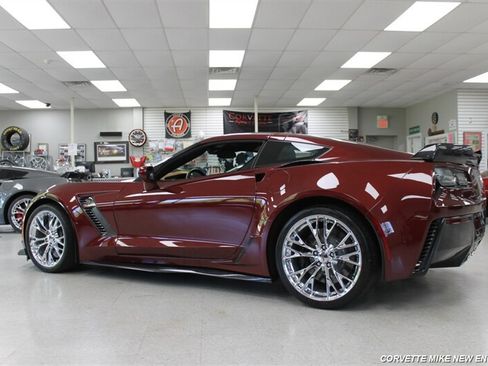 Used 2016 Chevrolet Corvette Z06 w/ 2LZ Preferred Equipment Group RWD image 6