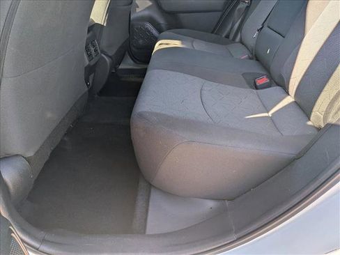 Used 2021 Toyota RAV4 XLE image 19