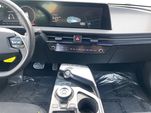 Used 2023 Kia EV6 GT image 11