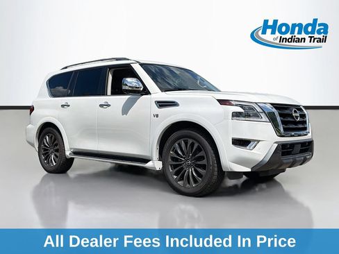 Used 2022 Nissan Armada Platinum w/ Captain's Chairs Package RWD image 1