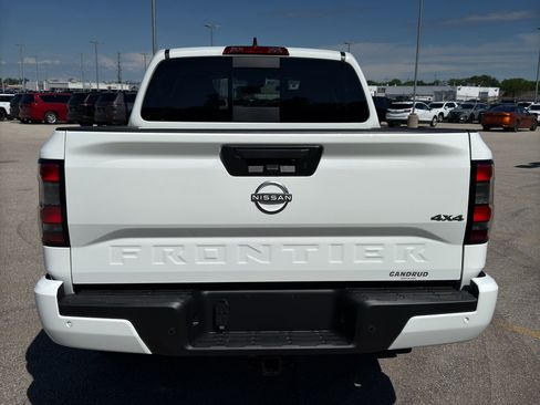 New 2026 Nissan Frontier SV w/ SV Convenience Package AWD/4WD image 7