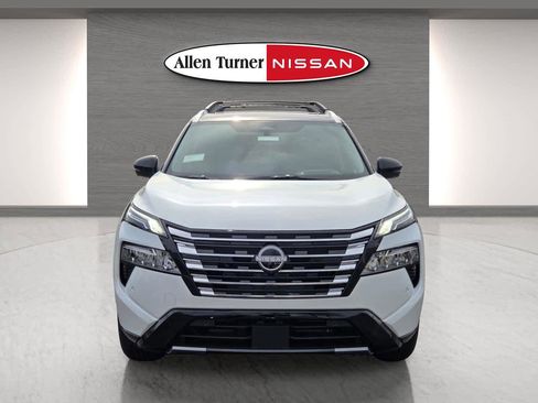 New 2026 Nissan Rogue Platinum w/ Platinum Premium Package image 4