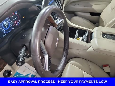 Used 2017 Cadillac Escalade Premium Luxury image 19
