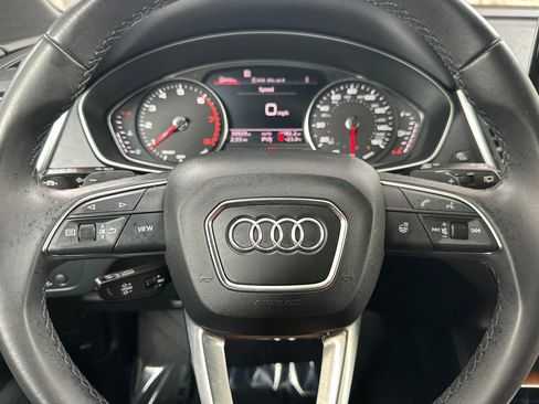 Used 2023 Audi Q5 2.0T Premium w/ Convenience Package AWD/4WD image 10