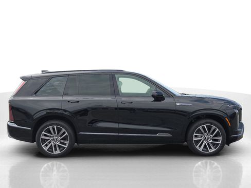 New 2026 Cadillac Vistiq Sport image 7