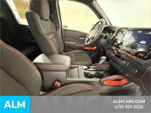 Used 2025 Nissan Frontier PRO-4X w/ Pro Convenience Package image 51