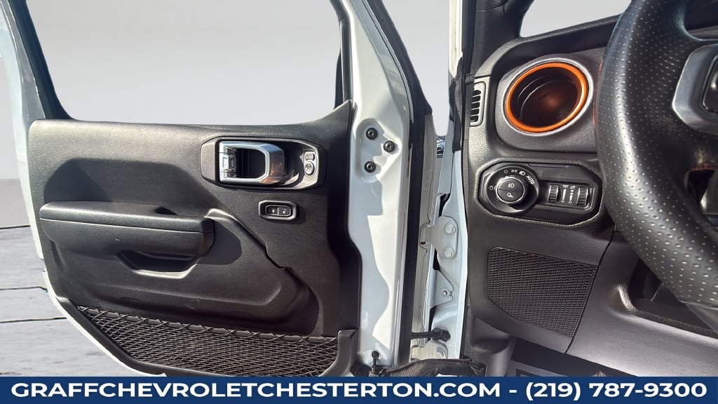 Used 2022 Jeep Gladiator Mojave w/ Trailer Tow Package AWD/4WD image 26