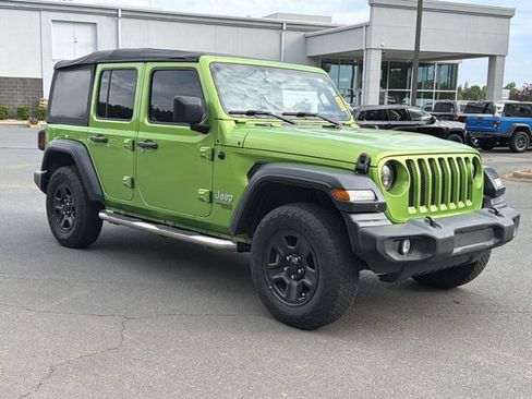 Used 2019 Jeep Wrangler Unlimited Sport AWD/4WD image 6