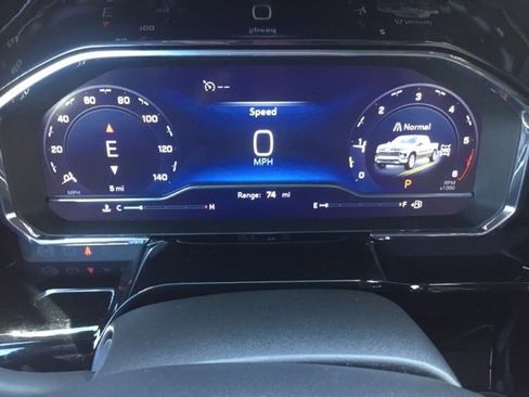 Used 2025 Chevrolet Silverado 1500 RST image 17