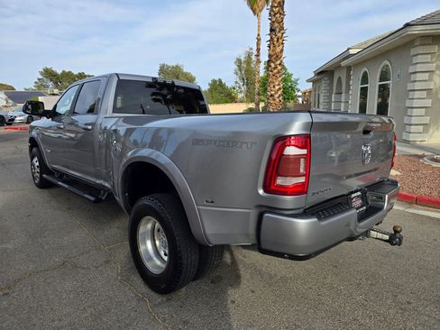 Used 2019 RAM 3500 Big Horn w/ Towing Technology Group image 5