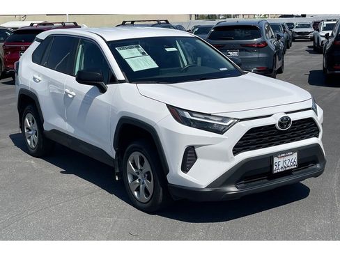 Used 2023 Toyota RAV4 LE image 8