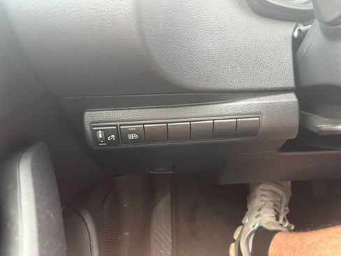 Used 2024 Toyota Corolla LE FWD image 14