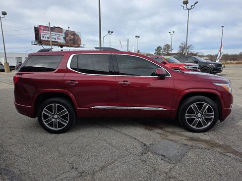 Used 2019 GMC Acadia Denali w/ Technology Package image 4