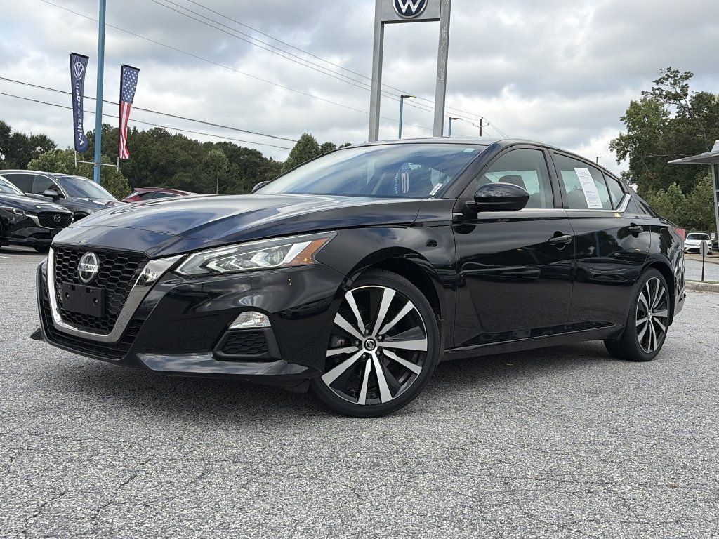 Used 2020 Nissan Altima 2.5 SR FWD image 1