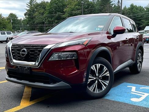 Used 2023 Nissan Rogue SV AWD/4WD image 3
