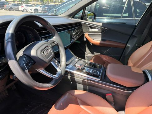 Used 2020 Audi Q7 3.0T Premium Plus w/ Premium Plus Package AWD/4WD image 6
