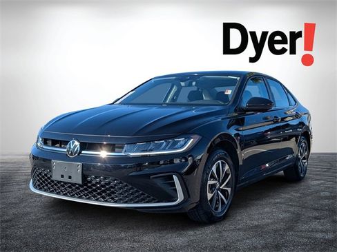 Used 2025 Volkswagen Jetta S image 8