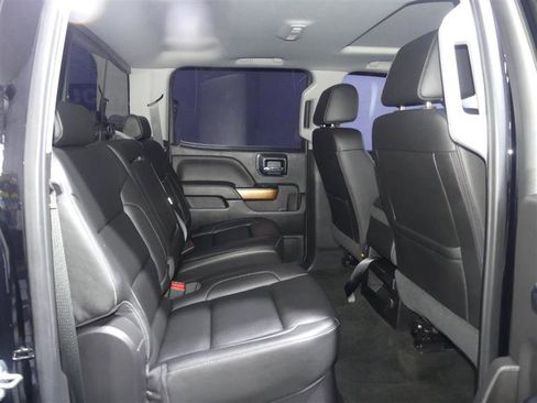 Used 2018 Chevrolet Silverado 1500 LTZ AWD/4WD image 27