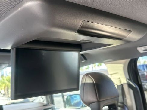 Used 2022 Toyota Sienna Platinum image 36