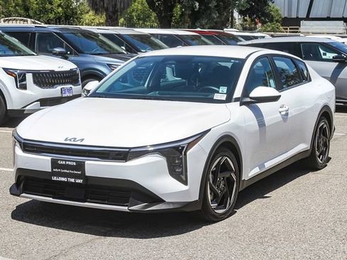 Certified 2025 Kia K4 GT-Line Turbo FWD image 5
