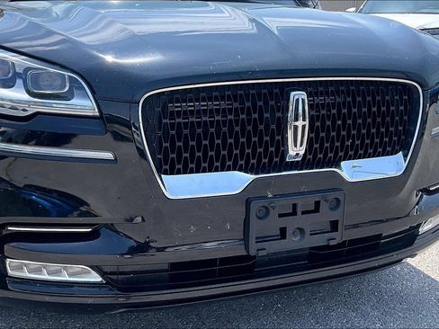 Used 2021 Lincoln Aviator Reserve w/ Equipment Group 208A AWD/4WD image 37
