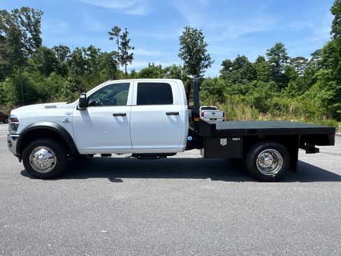 New 2026 RAM 4500 Tradesman w/ Chrome Appearance Group AWD/4WD image 8