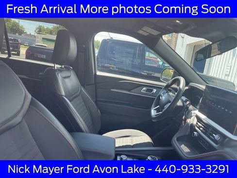 Used 2025 Ford Explorer ST-Line AWD/4WD image 12