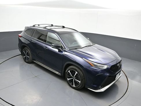 Used 2021 Toyota Highlander XSE image 38