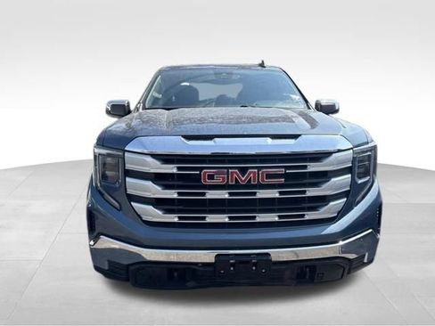 Used 2024 GMC Sierra 1500 SLE w/ X31 Off-Road Package AWD/4WD image 4