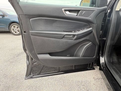 Used 2017 Ford Edge SEL w/ Equipment Group 201A AWD/4WD image 7