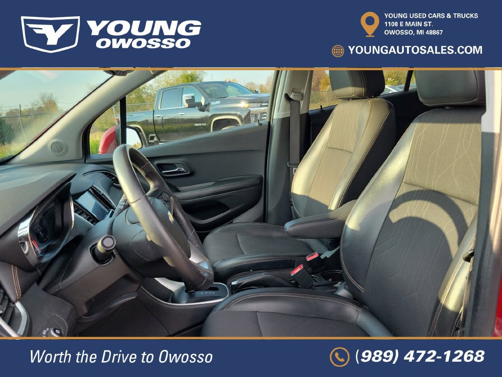 Used 2022 Chevrolet Trax LT w/ LT Convenience Package AWD/4WD image 9