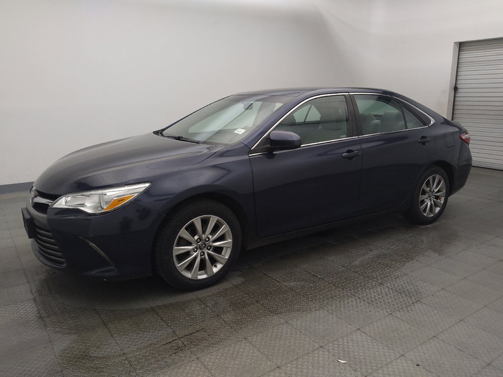 Used 2015 Toyota Camry XLE FWD image 2