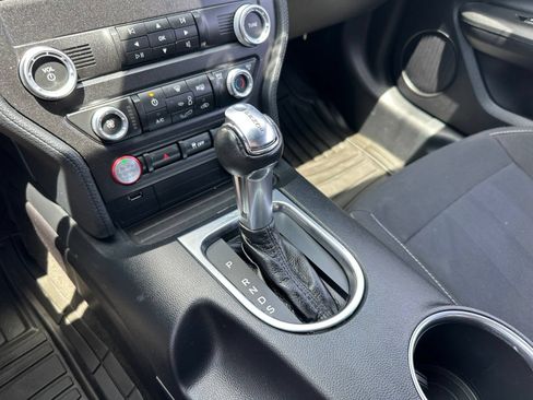 Used 2019 Ford Mustang GT RWD image 18