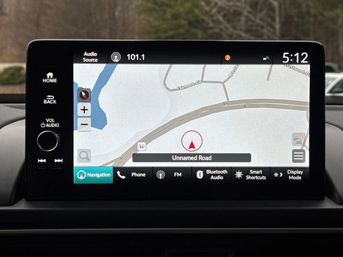 Used 2024 Honda Pilot Touring image 18