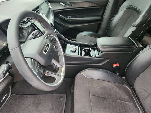 Used 2023 Jeep Grand Cherokee L Laredo AWD/4WD image 12