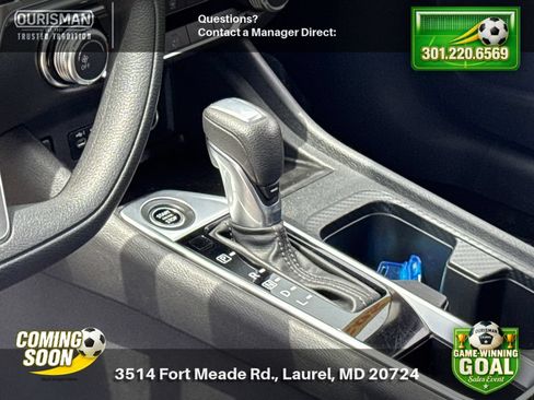 Used 2024 Nissan Sentra SV FWD image 15