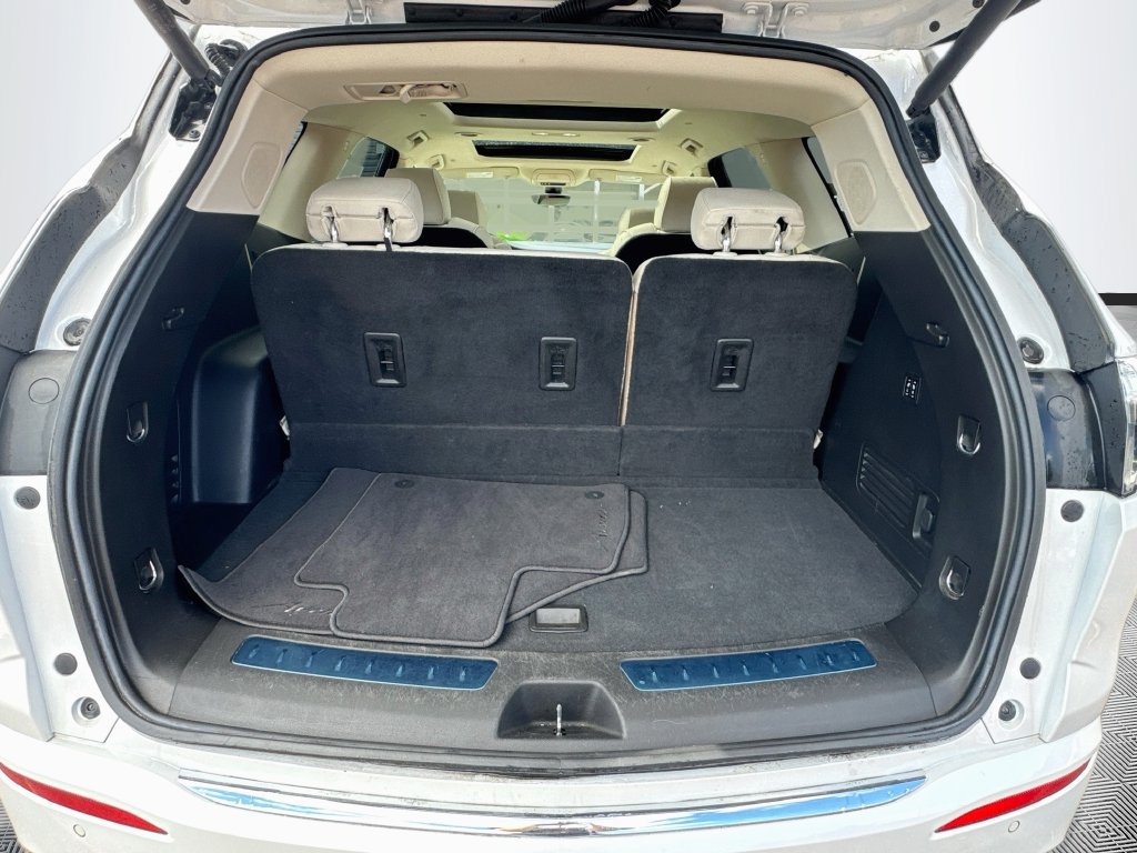Used 2023 Buick Enclave Avenir w/ Trailering Package, 5000 lbs. AWD/4WD image 25