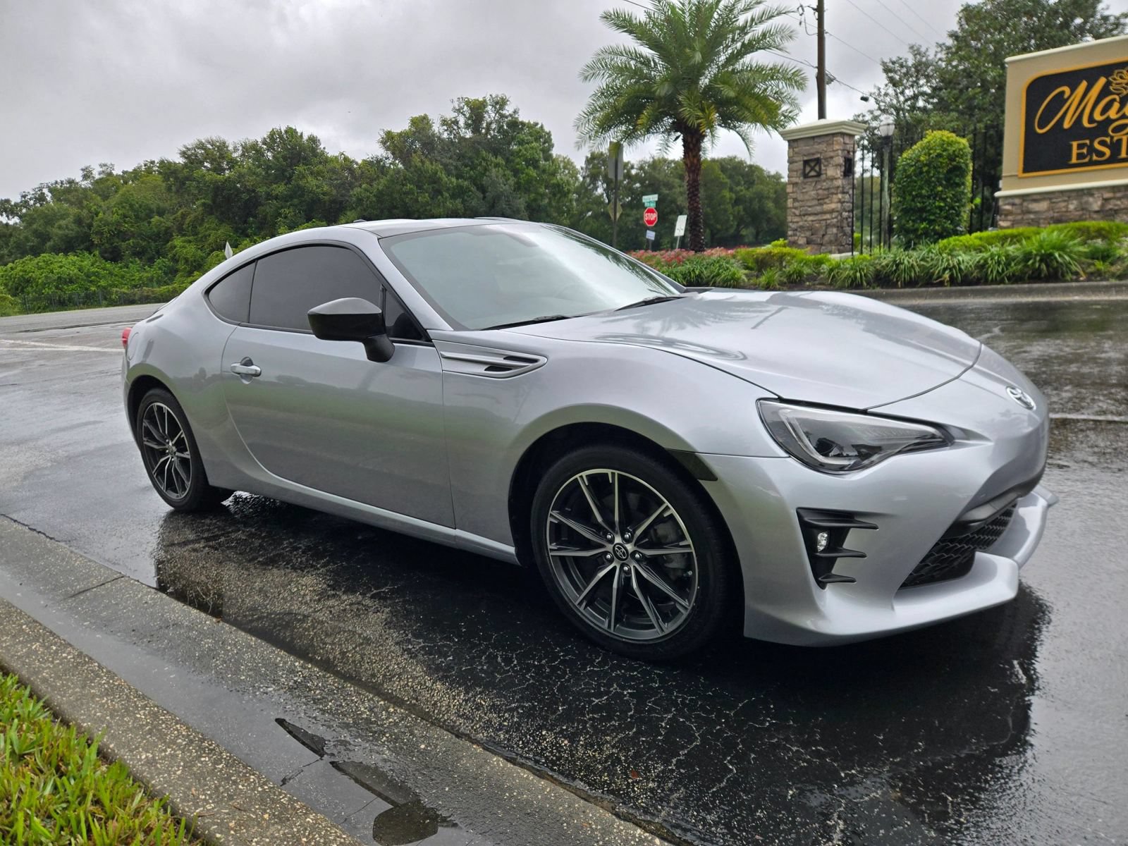 Used 2020 Toyota 86 RWD image 3