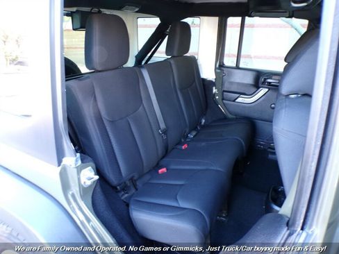 Used 2015 Jeep Wrangler Unlimited Sport image 25