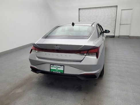 Used 2021 Hyundai Elantra SEL image 7