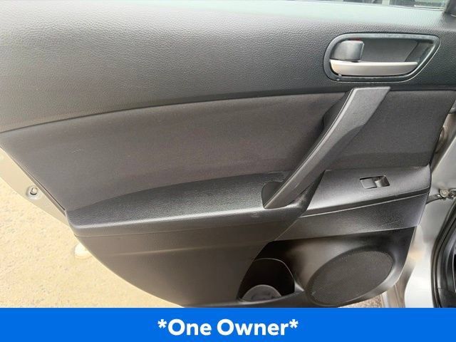 Used 2010 MAZDA MAZDA3 i Touring FWD image 10
