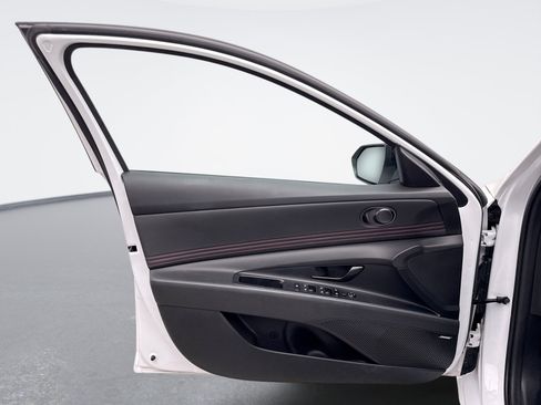 Used 2025 Hyundai Elantra N Line FWD image 9